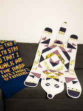 Load image into Gallery viewer, Arctic Bear Animal Quilt
